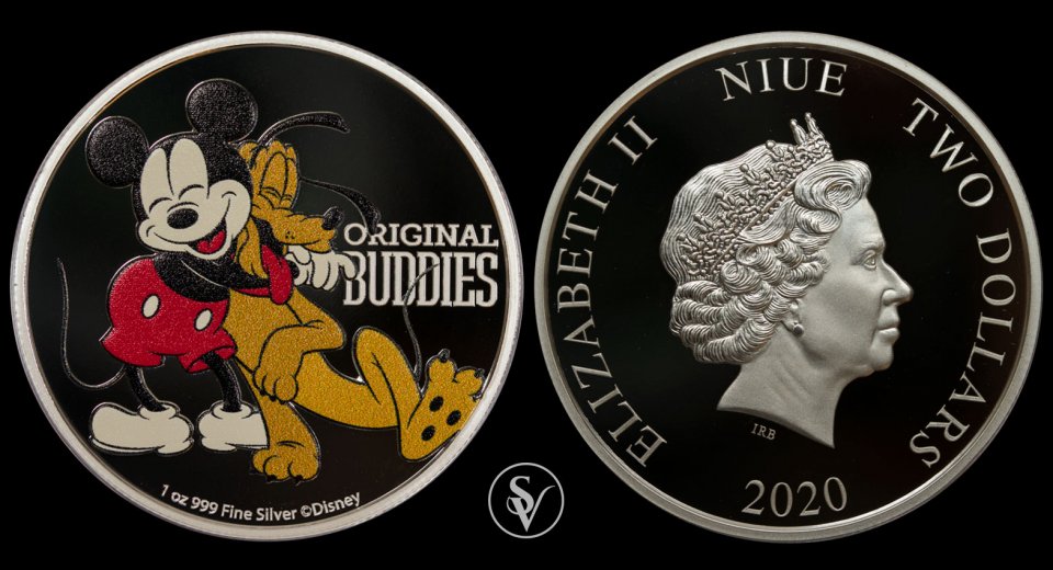 Pluto 90th Anniversary Set disney Collection