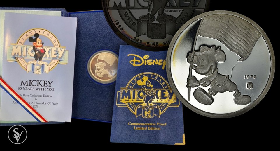 MICKEY MOUSE 60 YEARS 1 OZ SILVER COIN - 1976 PEACE