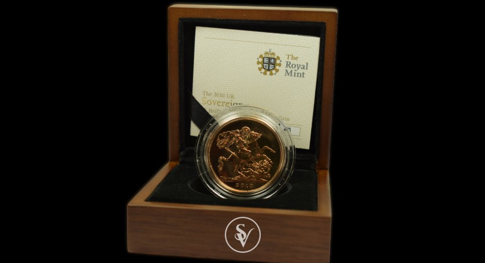 2010 Elizabeth II 5 pound gold sovereign BU