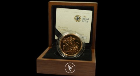 2010 Elizabeth II 5 pound gold sovereign BU
